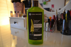 Dầu Gội Giảm Rụng Tóc Yves Rocher Stimulating Shampoo 300ml